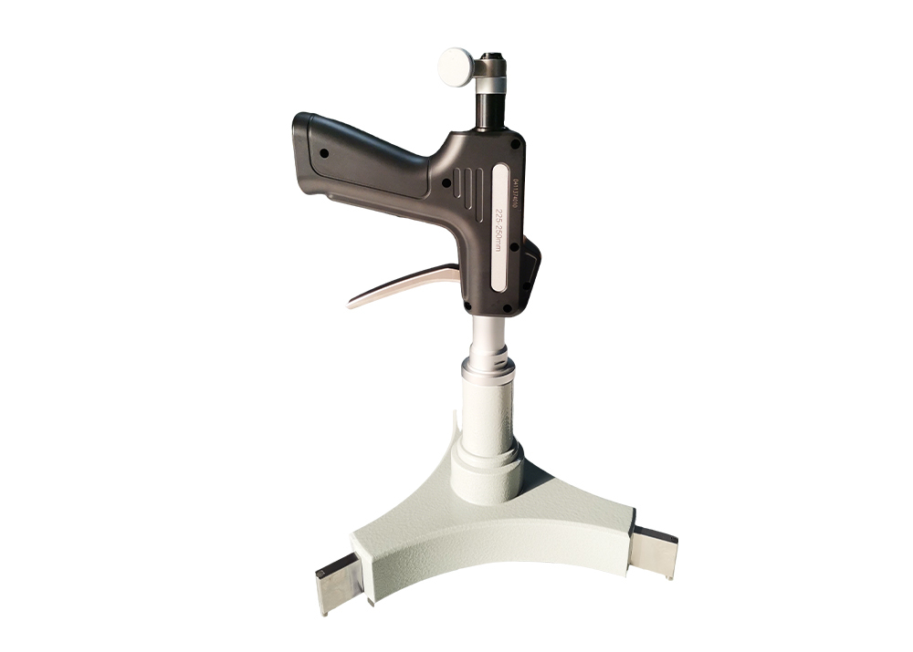 225-250mm Pistol-Grip 3 Point Grip Micrometer Tool With Effortless Measurements Tight Spaces for Machinery Manufacturing