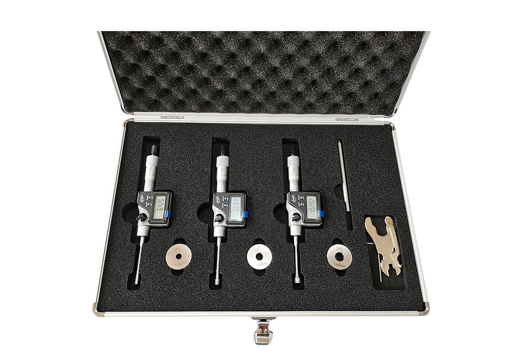 6-12mm Electronic Digital Three Point Internal Micrometer Set with IP65 Protection Degree